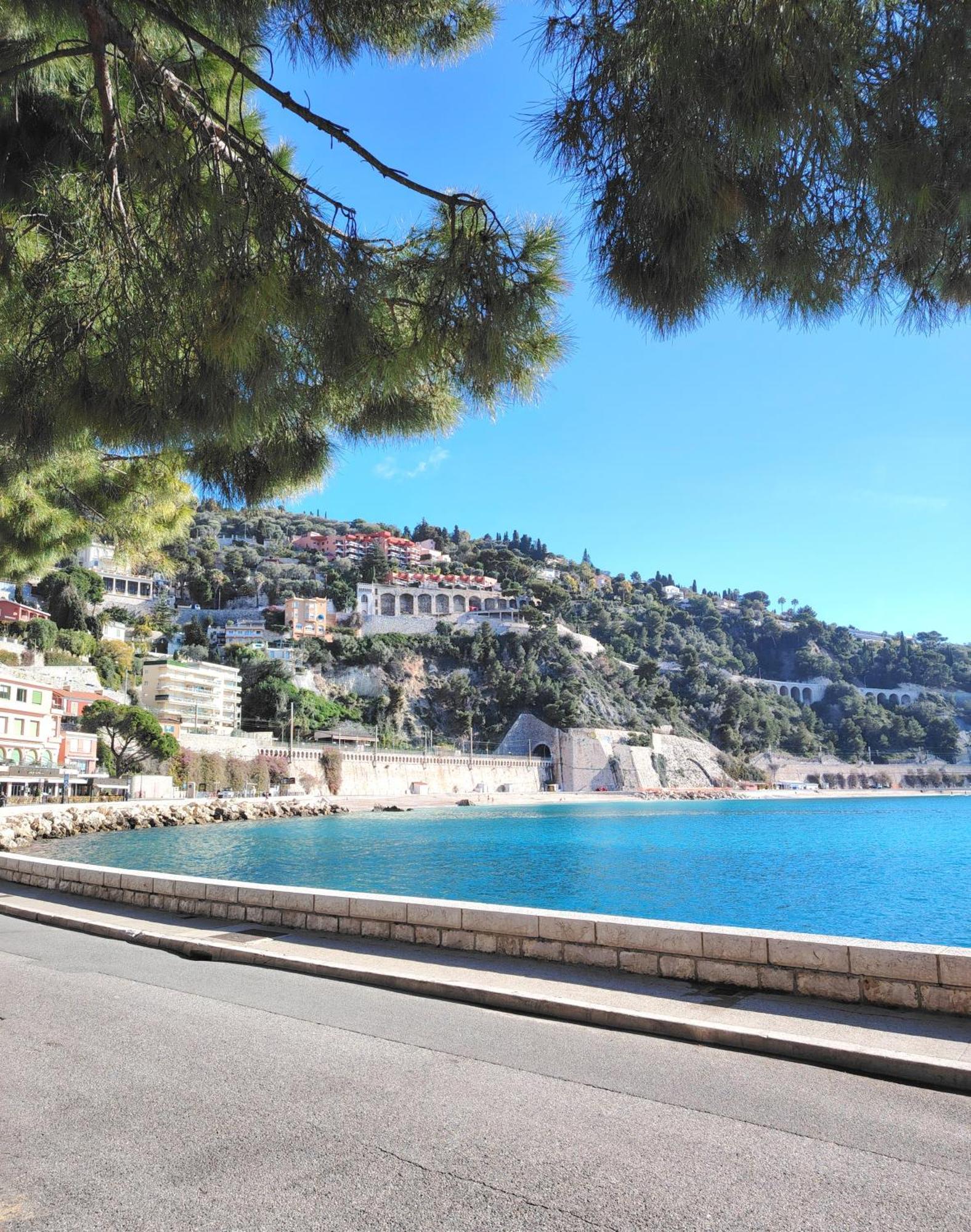 35M2, Luminous Loft Close To The Beach Villefranche-sur-Mer Bagian luar foto